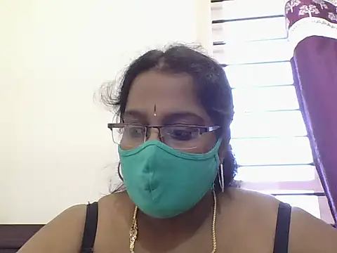 Reena-gowda online show from 09-26-25, 07:12