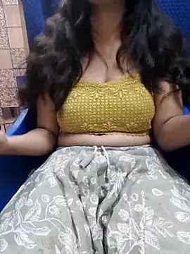 Snapshot of Kavya68 chatting on 09-17-25, 06:04 Kavya68 online show from 09-17-25, 06:04