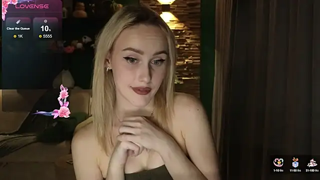 Snapshot of Belle_Vill3575 chatting on 09-21-25, 12:40 Belle Vill3575 online show from 09-21-25, 12:40