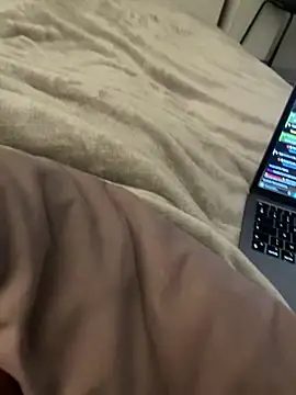 Snapshot of adlescaf9876 chatting on 10-08-25, 08:06 adlescaf9876 online show from 10-08-25, 08:06