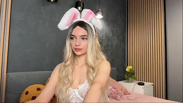 litlle angelll online show from 04-05-26, 08:50