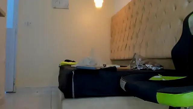 Darkknightx01 online show from 10-30-25, 02:02