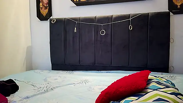 Snapshot of cieloDal chatting on 02-21-26, 06:03 cieloDal online show from 02-21-26, 06:03