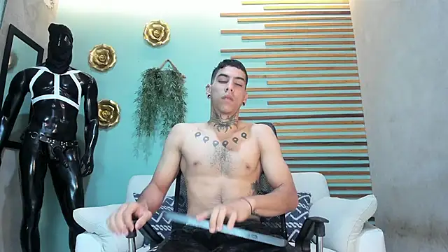 jharol cardonaa online show from 11-16-25, 01:28