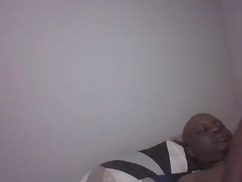 Snapshot of mcfeastdelux chatting on 02-27-26, 03:06 mcfeastdelux online show from 02-27-26, 03:06