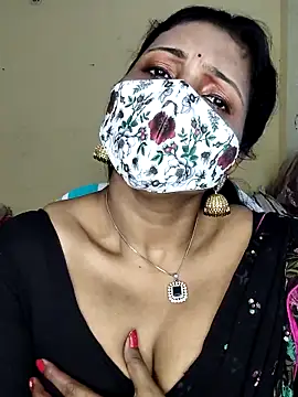 Hotty Sonali online show from 12-22-25, 01:13