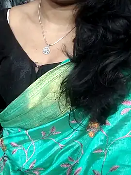 Snapshot of Hotty_Sonali chatting on 04-04-26, 02:03 Hotty Sonali online show from 04-04-26, 02:03