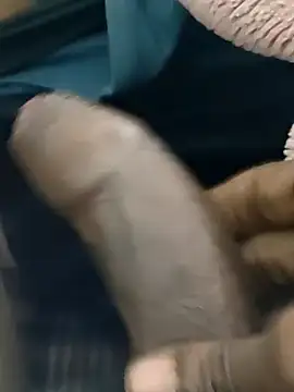 Snapshot of delhi_gigolo_5in chatting on 01-10-26, 04:31 delhi gigolo 5in online show from 01-10-26, 04:31