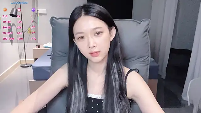 NiNi-baby520 online show from 10-25-25, 03:40