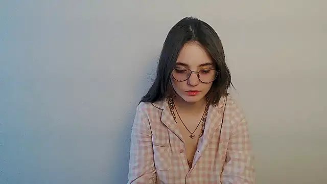 Sun Shine   online show from 03-25-26, 09:26