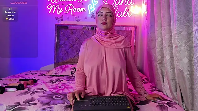 Dana-Alabi online show from 03-24-26, 12:54