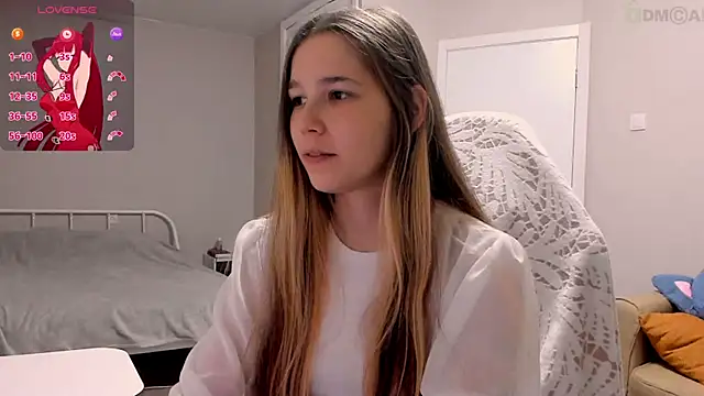 ValerieBubbles online show from 11-08-25, 09:13