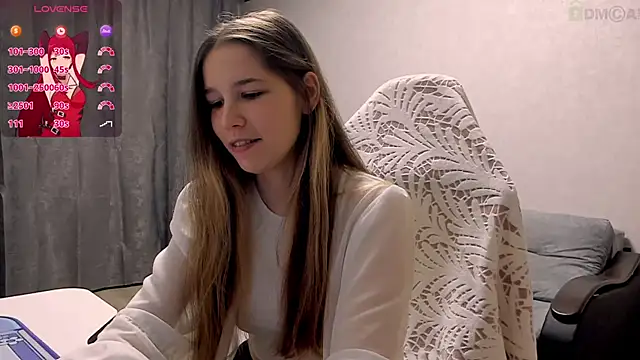 ValerieBubbles online show from 12-19-25, 08:27