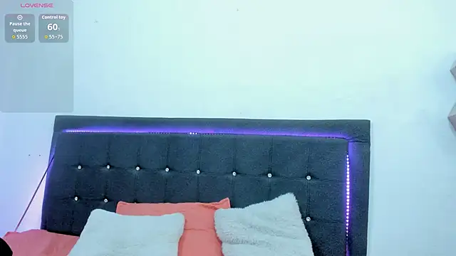 Angiehuston1 online show from 02-10-26, 01:37