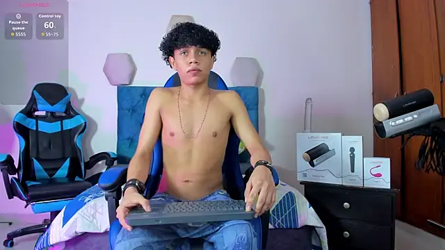  taylor black online show from 09-26-25, 02:10