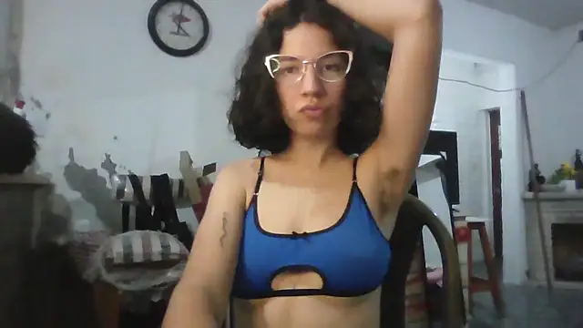 Snapshot of loliporomero chatting on 11-16-25, 12:27 loliporomero online show from 11-16-25, 12:27