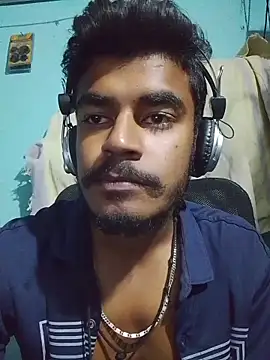 Snapshot of Najmulhaqe66 chatting on 12-18-25, 05:41 Najmulhaqe66 online show from 12-18-25, 05:41