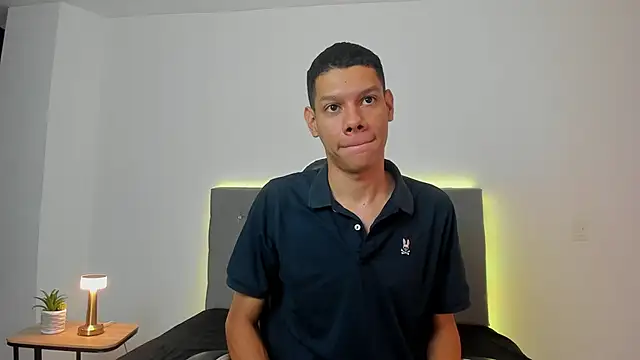 Snapshot of milo_cruz chatting on 12-02-25, 09:36 milo cruz online show from 12-02-25, 09:36