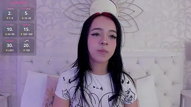 Snapshot of Cassie66_ chatting on 10-29-25, 03:31 Cassie66 online show from 10-29-25, 03:31