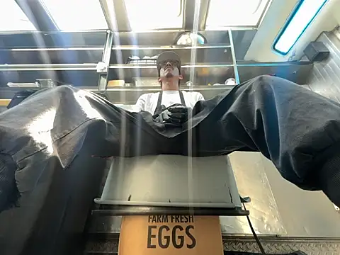bigdickkane300 online show from 05-20-26, 06:47