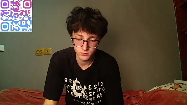 Snapshot of 8goat chatting on 10-29-25, 06:09 8goat online show from 10-29-25, 06:09