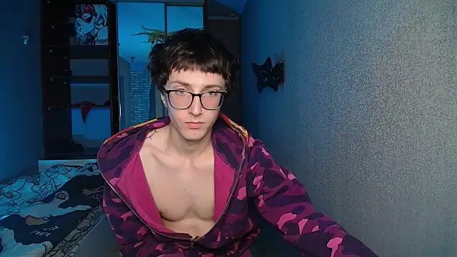 Snapshot of 8goat chatting on 12-02-25, 07:03 8goat online show from 12-02-25, 07:03