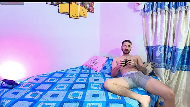 daniquintero03 online show from 02-04-26, 04:40