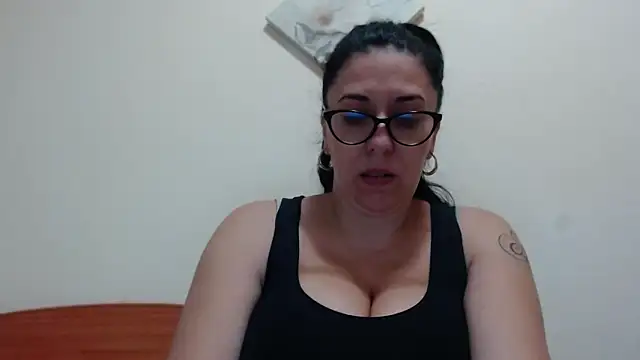 Snapshot of jollene chatting on 10-25-25, 02:24 jollene online show from 10-25-25, 02:24