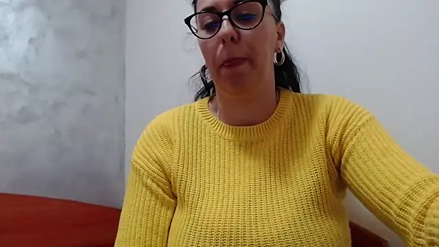 Snapshot of jollene chatting on 11-17-25, 02:01 jollene online show from 11-17-25, 02:01