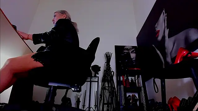 Snapshot of demisweet chatting on 02-02-26, 03:05 demisweet online show from 02-02-26, 03:05