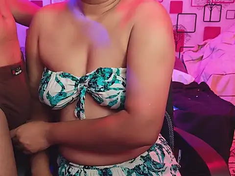 Snapshot of LushVamp chatting on 10-01-25, 03:51 LushVamp online show from 10-01-25, 03:51