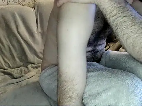 Snapshot of bul_boy chatting on 05-08-26, 05:07 bul boy online show from 05-08-26, 05:07