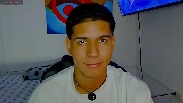 juanacock 1 online show from 04-23-26, 03:41