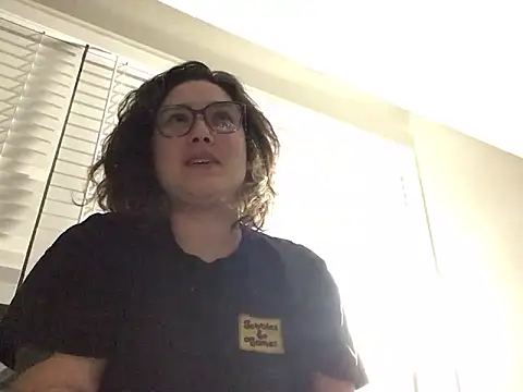 Snapshot of paigeycakes chatting on 09-16-25, 04:13 paigeycakes online show from 09-16-25, 04:13