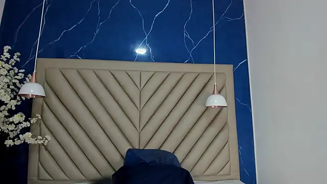 Snapshot of Ibbie_drastic chatting on 09-22-25, 12:07 Ibbie drastic online show from 09-22-25, 12:07