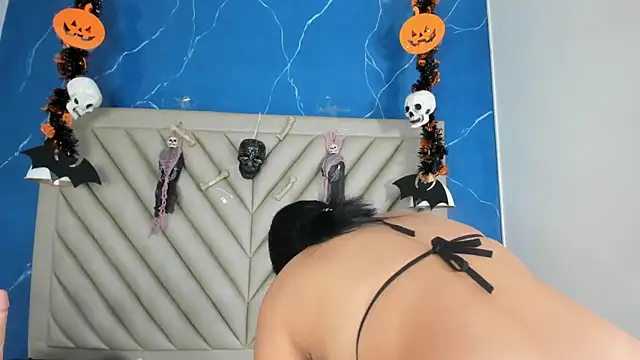 Snapshot of Ibbie_drastic chatting on 10-25-25, 12:23 Ibbie drastic online show from 10-25-25, 12:23