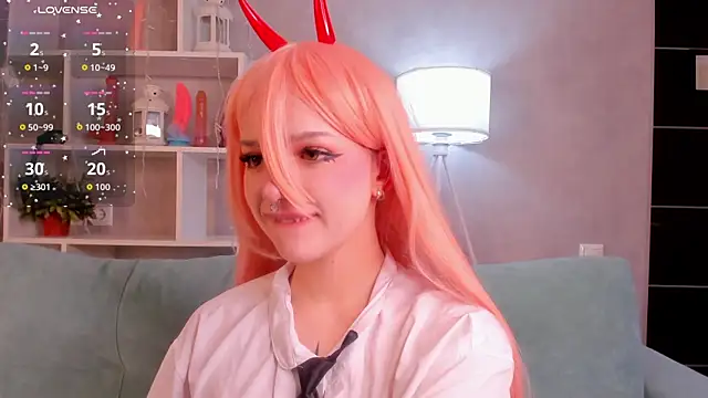 Snapshot of Molly_Platt chatting on 10-28-25, 09:24 Molly Platt online show from 10-28-25, 09:24