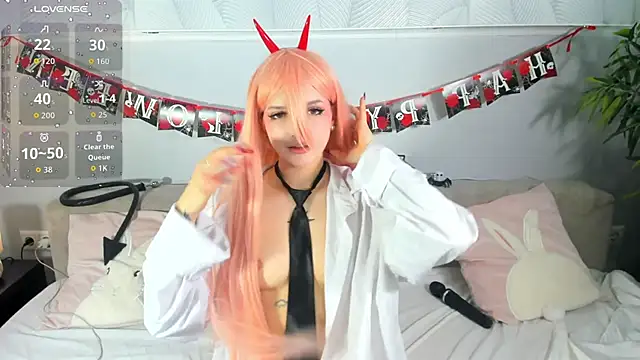 Snapshot of Molly_Platt chatting on 10-31-25, 09:21 Molly Platt online show from 10-31-25, 09:21