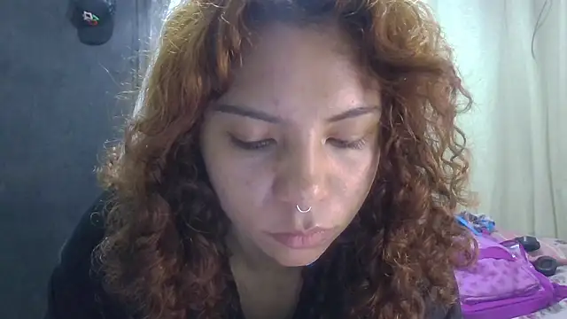 Snapshot of VioletV chatting on 06-04-26, 12:38 VioletV online show from 06-04-26, 12:38