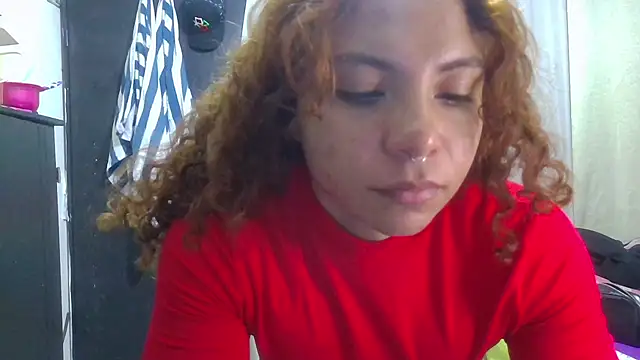 Snapshot of VioletV chatting on 07-25-26, 02:20 VioletV online show from 07-25-26, 02:20