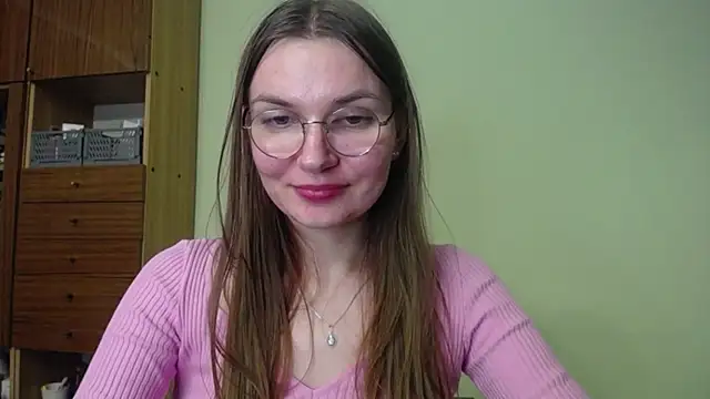 LooveELLYx online show from 12-10-24, 05:33