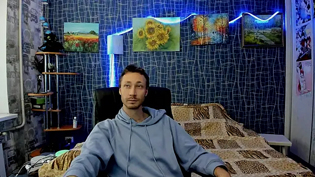 Snapshot of CuteBoy228 chatting on 12-18-25, 01:17 CuteBoy228 online show from 12-18-25, 01:17