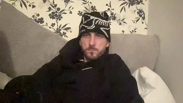 Snapshot of Big8inchUncutCock chatting on 04-02-26, 03:42 Big8inchUncutCock online show from 04-02-26, 03:42