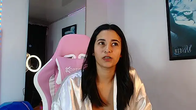 Snapshot of GraceWallace_ chatting on 11-30-25, 01:42 GraceWallace online show from 11-30-25, 01:42