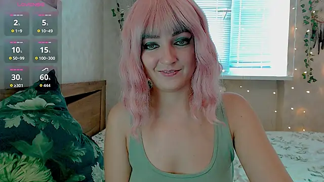 Snapshot of MagicPink chatting on 09-27-25, 12:21 MagicPink online show from 09-27-25, 12:21