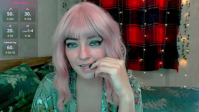 MagicPink online show from 12-18-25, 12:00