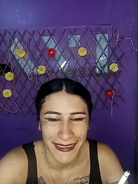 Snapshot of karinnahotdirty chatting on 09-20-25, 09:49 karinnahotdirty online show from 09-20-25, 09:49