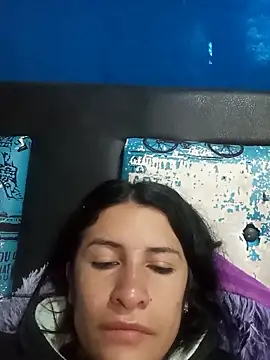 Snapshot of karinnahotdirty chatting on 10-11-25, 02:04 karinnahotdirty online show from 10-11-25, 02:04