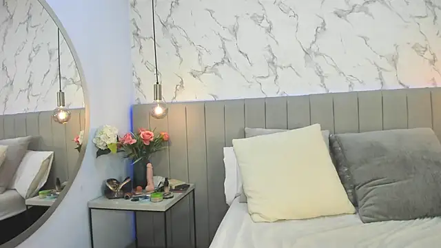 Karlla Brown online show from 10-19-25, 06:52