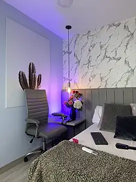 Karlla Brown online show from 03-10-26, 01:38